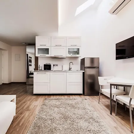 Deluxe Mansard Studio