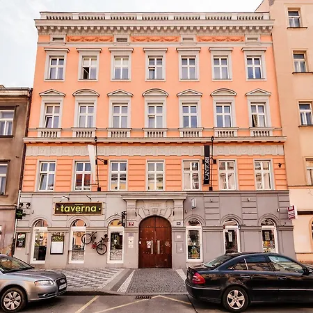Deluxe Mansard Studio דירה פראג