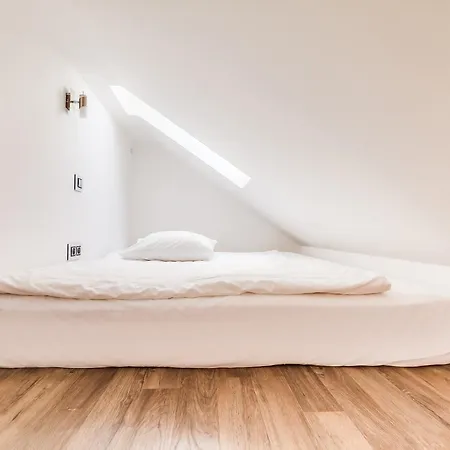 Deluxe Mansard Studio דירה פראג